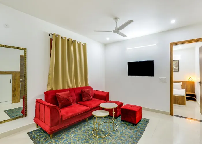 Peacefulhuts 1Bhk Nr. Yashobhoomi Icc And Airport